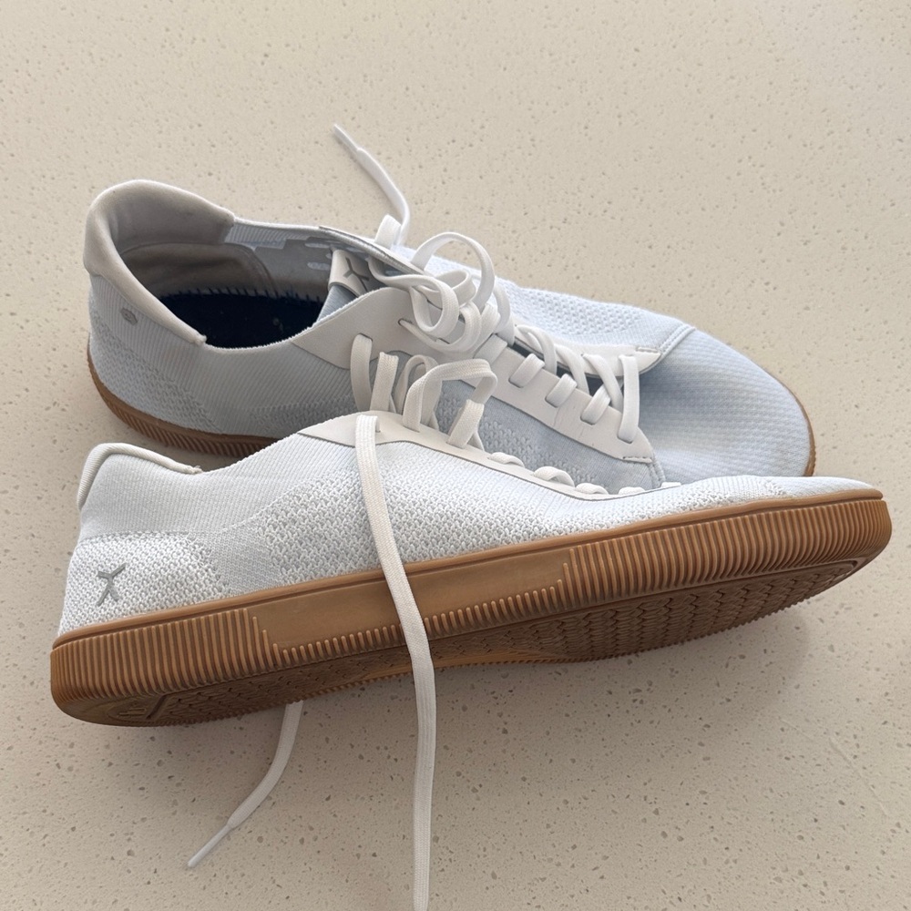 Men's White Athletic Shoes